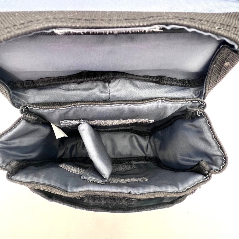 Samsonite Black Compact Camera Bag With Padded Interior & Adjustable Strap - Picture 8 of 16